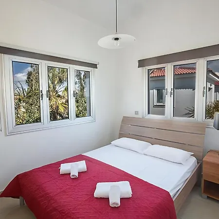 Adaman - Stunning 3 Bedroom Seafront With Pool - Close To The Villa Ayia Napa